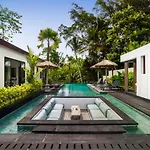 Villa Lagoon By Balisuperhost